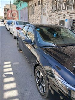 هیوندای ئەلەنترا